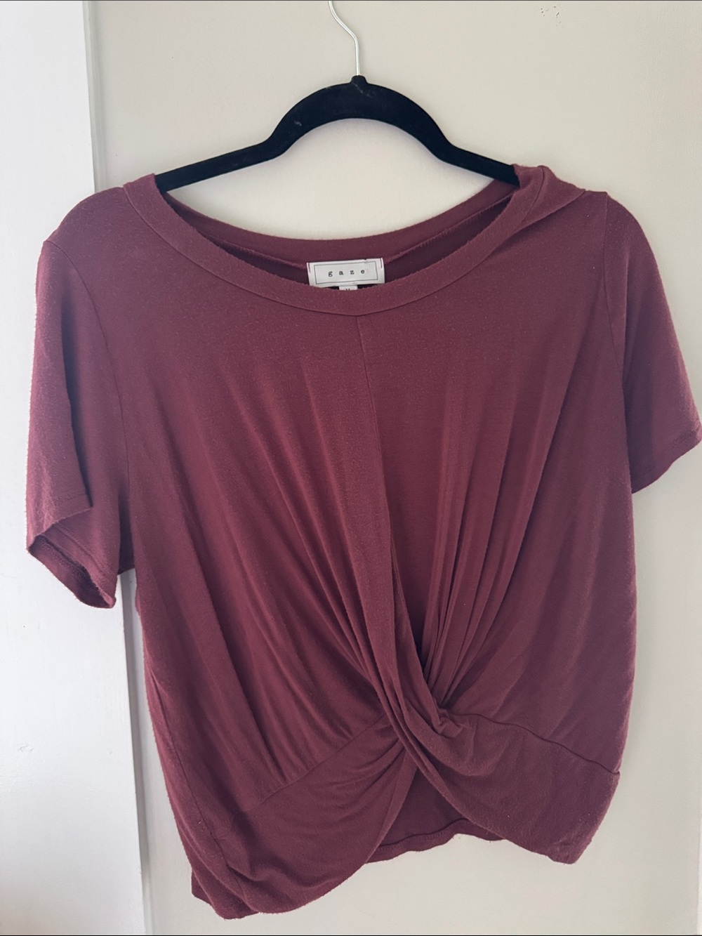 gaze Twist-Front Short Sleeve Crop Top - Burgundy